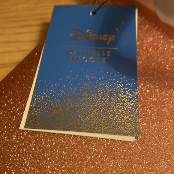 Disney Danielle Nicole strapped wallet NWT sequin face Snow White - Picture 3 of 7